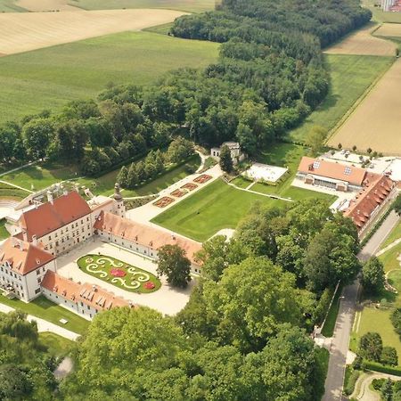 Schloss Thalheim Sankt Poelten Luaran gambar